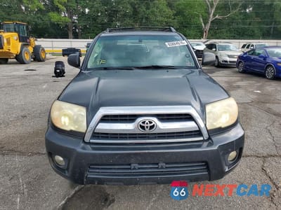 Piąte zdjęcie samochodu w środku: 2008 TOYOTA 4RUNNER SR5 VIN:JTEZU14RX8K004563 - miniatura