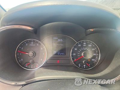 Zdjęcie 9 z 13 samochodu: 2015 KIA FORTE LX VIN:KNAFK4A63F5300719 - miniatura