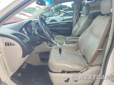 Zdjęcie 7 z 13 samochodu: 2011 CHRYSLER TOWN & COUNTRY LIMITED VIN:2A4RR6DG1BR610550 - miniatura