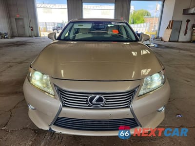Piąte zdjęcie samochodu w środku: 2013 LEXUS ES 350 VIN:JTHBK1GGXD2077754 - miniatura