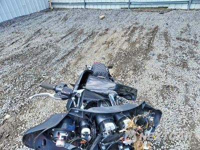 Piąte zdjęcie samochodu w środku: 2009 HARLEY-DAVIDSON FLHX VIN:1HD1KB4189Y648650 - miniatura