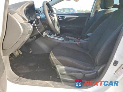 Zdjęcie 7 z 13 samochodu: 2015 NISSAN SENTRA S VIN:3N1AB7AP3FY282915 - miniatura