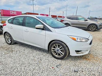 Czwarte zdjęcie samochodu z boku: 2017 FORD FOCUS SE VIN:1FADP3K22HL272837 - miniatura