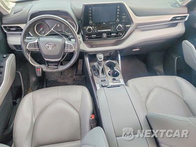 Zdjęcie 8 z 13 samochodu: 2022 TOYOTA HIGHLANDER LIMITED VIN:5TDDZRBH4NS206425 - miniatura