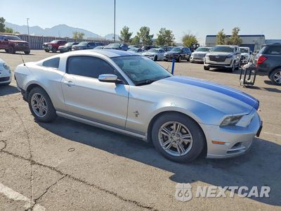 Czwarte zdjęcie samochodu z boku: 2014 FORD MUSTANG VIN:1ZVBP8AM9E5204923 - miniatura