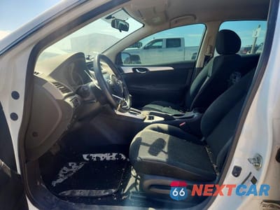 Zdjęcie 7 z 12 samochodu: 2018 NISSAN SENTRA S VIN:3N1AB7AP7JY317982 - miniatura