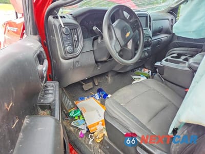 Zdjęcie 8 z 12 samochodu: 2022 CHEVROLET SILVERADO LTD K1500 CUSTOM VIN:3GCPYBEK4NG172998 - miniatura