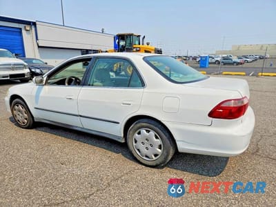 Drugie zdjęcie samochodu z przodu: 1998 HONDA ACCORD LX VIN:1HGCG5545WA057817 - miniatura