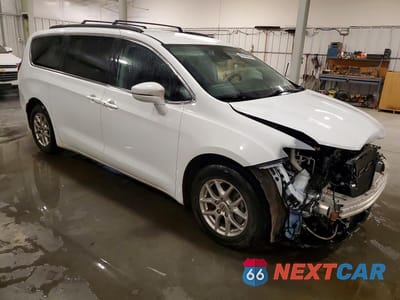 Czwarte zdjęcie samochodu z boku: 2022 CHRYSLER PACIFICA TOURING L VIN:2C4RC1BG3NR179274 - miniatura