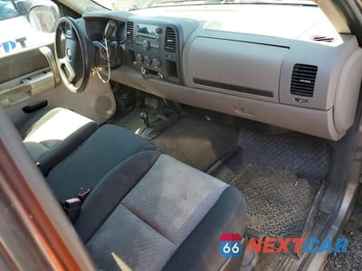 Zdjęcie 8 z 12 samochodu: 2008 CHEVROLET SILVERADO K1500 VIN:1GCEK14C48E189437 - miniatura