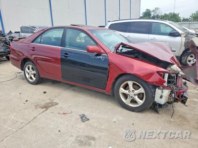 Czwarte zdjęcie samochodu z boku: 2005 TOYOTA CAMRY SE VIN:4T1BE32K95U032726 - miniatura