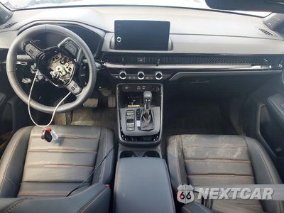 Zdjęcie 8 z 13 samochodu: 2025 HONDA CR-V SPORT TOURING VIN:7FARS6H92SE023246 - miniatura