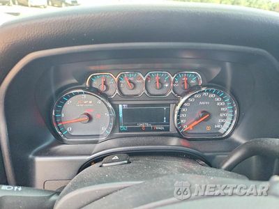 Zdjęcie 9 z 12 samochodu: 2018 CHEVROLET SILVERADO K1500 LT VIN:3GCUKREC7JG520177 - miniatura