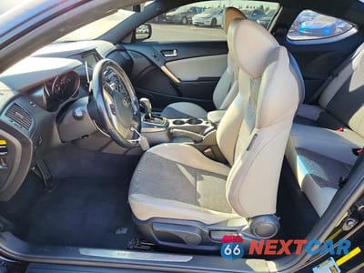 Zdjęcie 7 z 12 samochodu: 2016 HYUNDAI GENESIS COUPE 3.8 VIN:KMHHT6KJ9GU132336 - miniatura