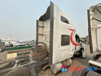 Zdjęcie 14 z 14 samochodu: 2026 INTERNATIONAL LT625 SEMI TRUCK VIN:3HSDZAPR7TN344719 - miniatura