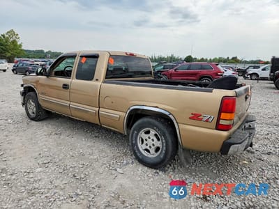 Drugie zdjęcie samochodu z przodu: 1999 CHEVROLET SILVERADO K1500 VIN:2GCEK19TXX1207786 - miniatura