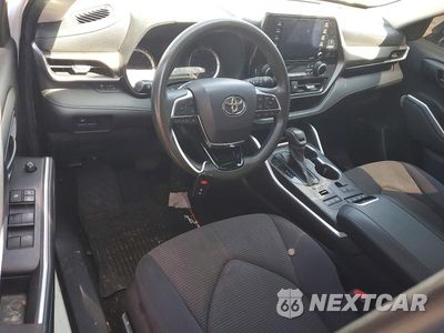 Zdjęcie 8 z 13 samochodu: 2021 TOYOTA HIGHLANDER L VIN:5TDCZRBH7MS070057 - miniatura