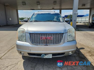Piąte zdjęcie samochodu w środku: 2011 GMC YUKON XL K1500 SLT VIN:1GKS2KE35BR303716 - miniatura