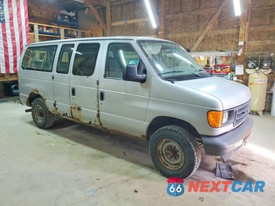Czwarte zdjęcie samochodu z boku: 2007 FORD ECONOLINE E350 SUPER DUTY WAGON VIN:1FBNE31LX7DB35348 - miniatura