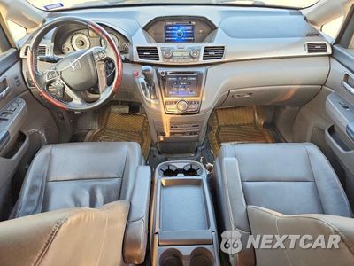 Zdjęcie 8 z 13 samochodu: 2016 HONDA ODYSSEY TOURING VIN:5FNRL5H93GB085135 - miniatura