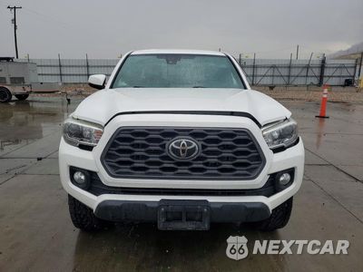 Piąte zdjęcie samochodu w środku: 2020 TOYOTA TACOMA TRD OFF-ROAD VIN:3TMDZ5BN1LM090760 - miniatura