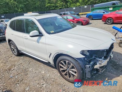 Czwarte zdjęcie samochodu z boku: 2019 BMW X3 XDRIVE30I VIN:5UXTR9C55KLE18426 - miniatura