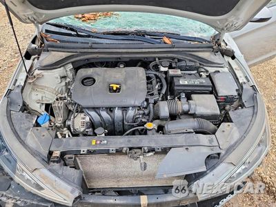 Zdjęcie 11 z 12 samochodu: 2020 HYUNDAI ELANTRA SEL VIN:5NPD84LFXLH557684 - miniatura