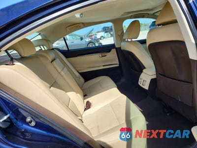 Zdjęcie 10 z 13 samochodu: 2016 LEXUS ES 350 VIN:58ABK1GG1GU008000 - miniatura