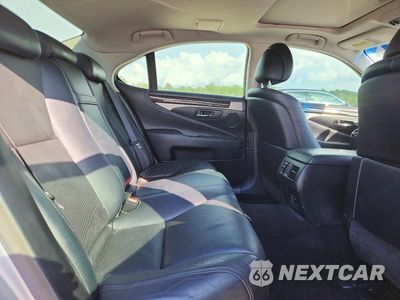 Zdjęcie 10 z 13 samochodu: 2013 LEXUS LS 460 VIN:JTHCL5EF7D5018193 - miniatura
