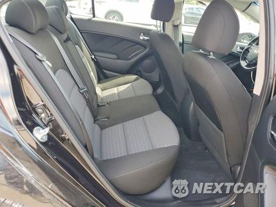 Zdjęcie 10 z 12 samochodu: 2017 KIA FORTE S VIN:3KPFL4A77HE067654 - miniatura