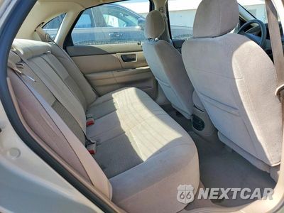 Zdjęcie 10 z 12 samochodu: 2005 FORD TAURUS SE VIN:1FAFP53U25A293358 - miniatura