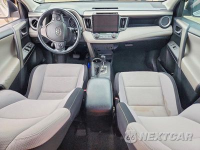 Zdjęcie 8 z 13 samochodu: 2017 TOYOTA RAV4 XLE VIN:2T3WFREV5HW366643 - miniatura