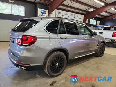 Trzecie zdjęcie samochodu z tyłu: 2016 BMW X5 XDR40E VIN:5UXKT0C50G0S78381 - miniatura