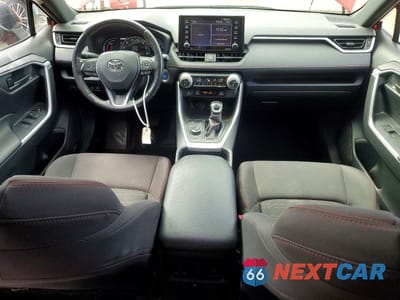 Zdjęcie 8 z 13 samochodu: 2021 TOYOTA RAV4 PRIME SE VIN:JTMAB3FV9MD061221 - miniatura