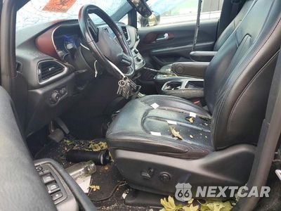 Zdjęcie 7 z 13 samochodu: 2020 CHRYSLER PACIFICA TOURING L PLUS VIN:2C4RC1EG4LR101224 - miniatura
