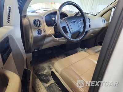 Zdjęcie 8 z 12 samochodu: 2007 FORD F150 VIN:1FTRF12W47KD54082 - miniatura
