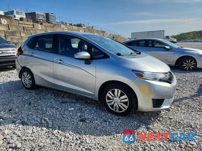 Czwarte zdjęcie samochodu z boku: 2016 HONDA FIT LX VIN:JHMGK5H53GX028820 - miniatura