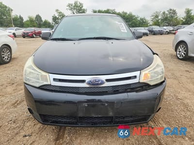 Piąte zdjęcie samochodu w środku: 2010 FORD FOCUS SE VIN:1FAHP3FN9AW165231 - miniatura