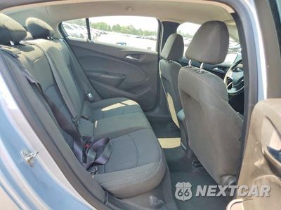 Zdjęcie 10 z 12 samochodu: 2017 CHEVROLET CRUZE LS VIN:1G1BC5SM6H7174664 - miniatura