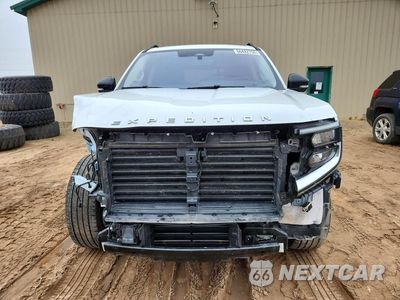 Piąte zdjęcie samochodu w środku: 2025 FORD EXPEDITION PLATINUM VIN:1FMJU1M86SEA33939 - miniatura