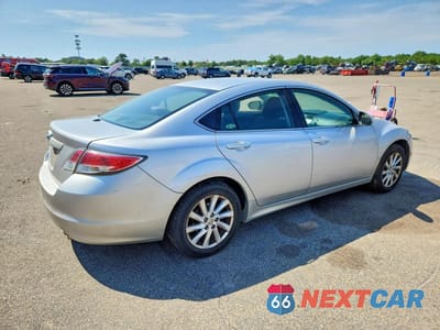 Trzecie zdjęcie samochodu z tyłu: 2011 MAZDA 6 I VIN:1YVHZ8CH1B5M05339 - miniatura