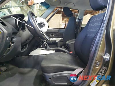 Zdjęcie 7 z 14 samochodu: 2012 KIA SOUL + VIN:KNDJT2A66C7377616 - miniatura