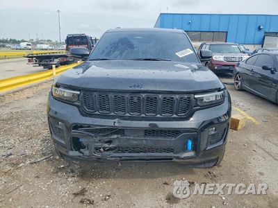 Piąte zdjęcie samochodu w środku: 2025 JEEP GRAND CHEROKEE 4XE VIN:1C4RJYB68S8689360 - miniatura