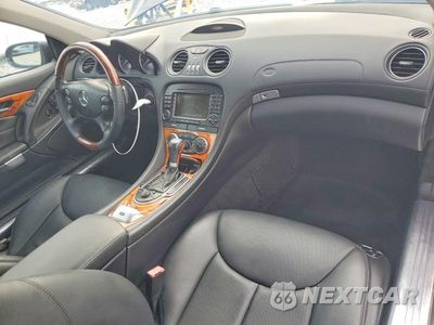 Zdjęcie 8 z 12 samochodu: 2008 MERCEDES-BENZ SL 550 VIN:WDBSK71F88F138651 - miniatura