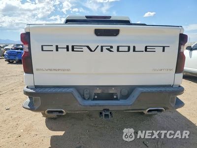 Zdjęcie 6 z 13 samochodu: 2021 CHEVROLET SILVERADO K1500 TRAIL BOSS CUSTOM VIN:1GCPYCEF3MZ262067 - miniatura