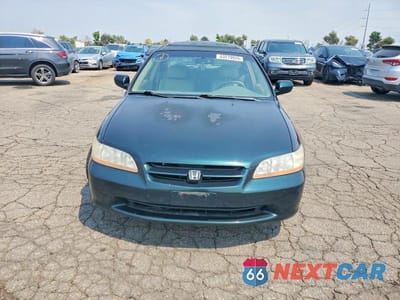 Piąte zdjęcie samochodu w środku: 2000 HONDA ACCORD EX VIN:1HGCG1658YA069270 - miniatura