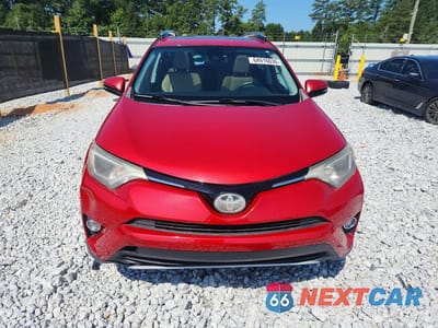 Piąte zdjęcie samochodu w środku: 2017 TOYOTA RAV4 XLE VIN:2T3WFREV6HW385492 - miniatura