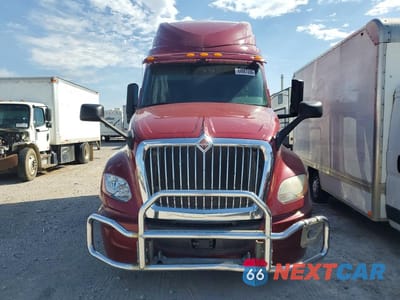 Piąte zdjęcie samochodu w środku: 2020 INTERNATIONAL LT625 SEMI TRUCK VIN:3HSDZAPR5LN148598 - miniatura