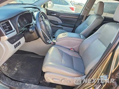 Zdjęcie 7 z 14 samochodu: 2015 TOYOTA HIGHLANDER LIMITED VIN:5TDDKRFH9FS143483 - miniatura