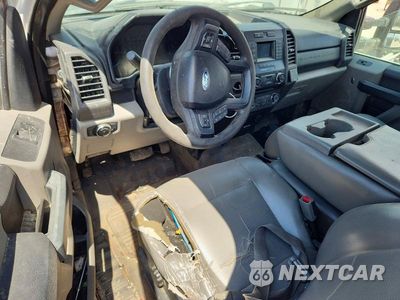 Zdjęcie 8 z 12 samochodu: 2017 FORD F550 SUPER DUTY VIN:1FDUF5GY2HEB24886 - miniatura